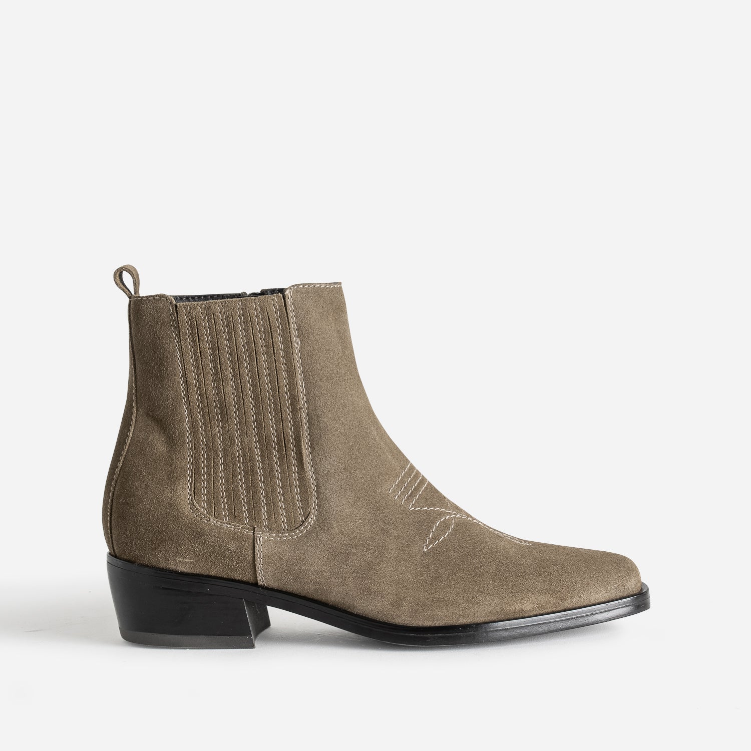 Marc fisher yohani boots hot sale