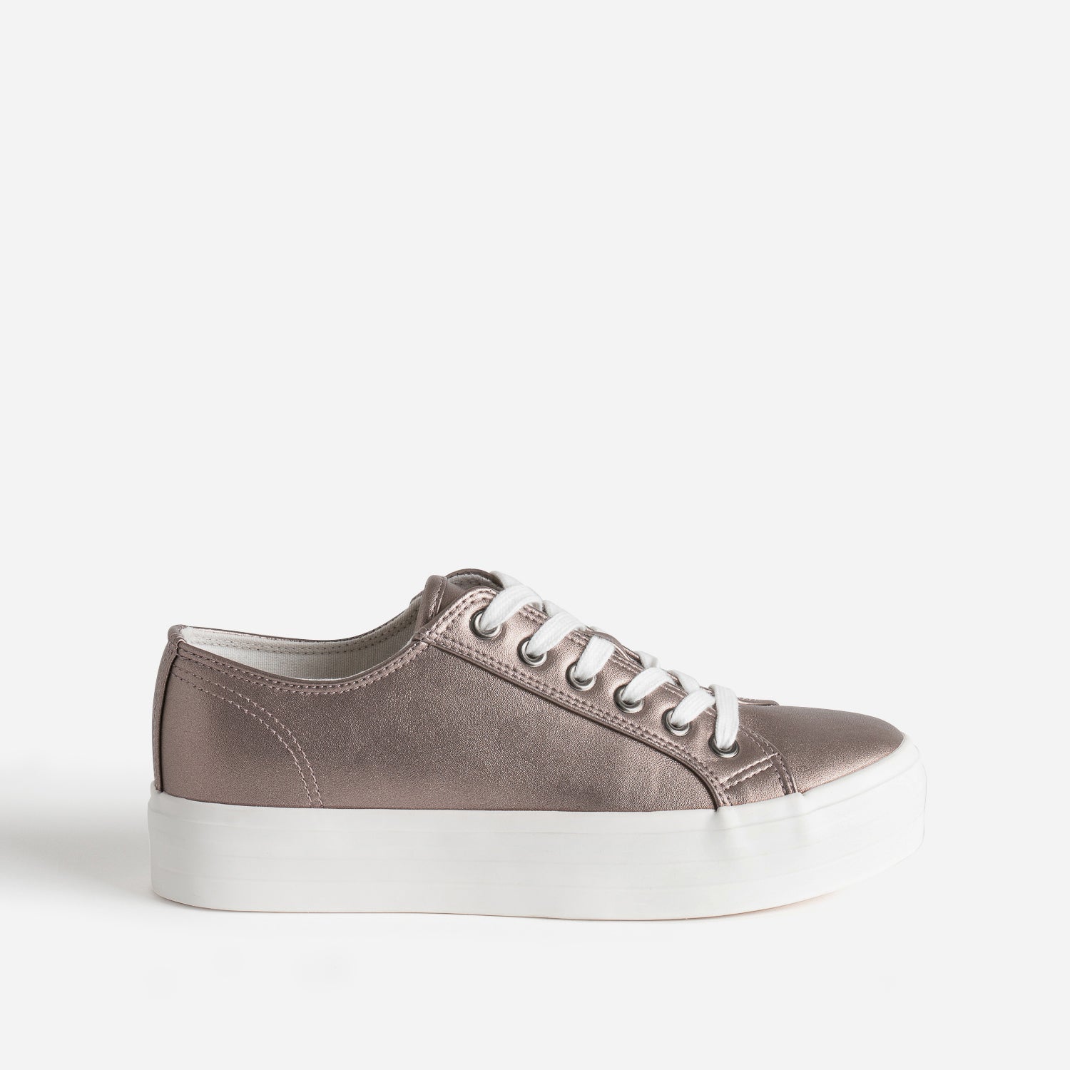 Silver flatform trainers top