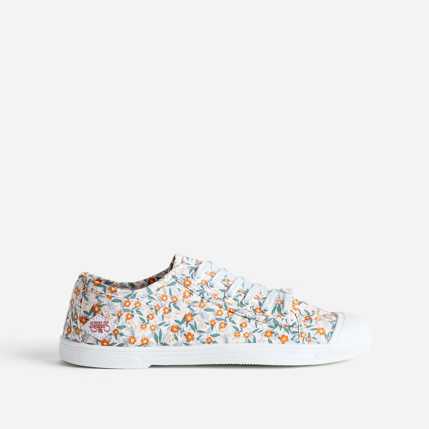 LE TEMPS DES CERISES beige canvas trainers with a floral print