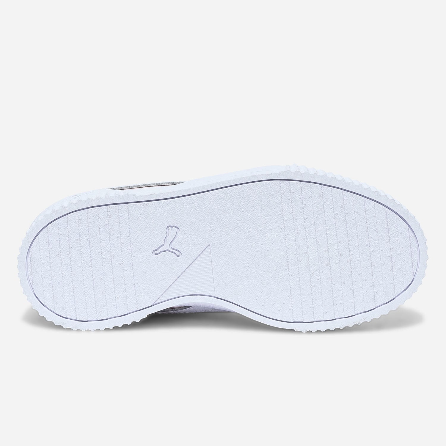 Thick sole puma sneakers deals